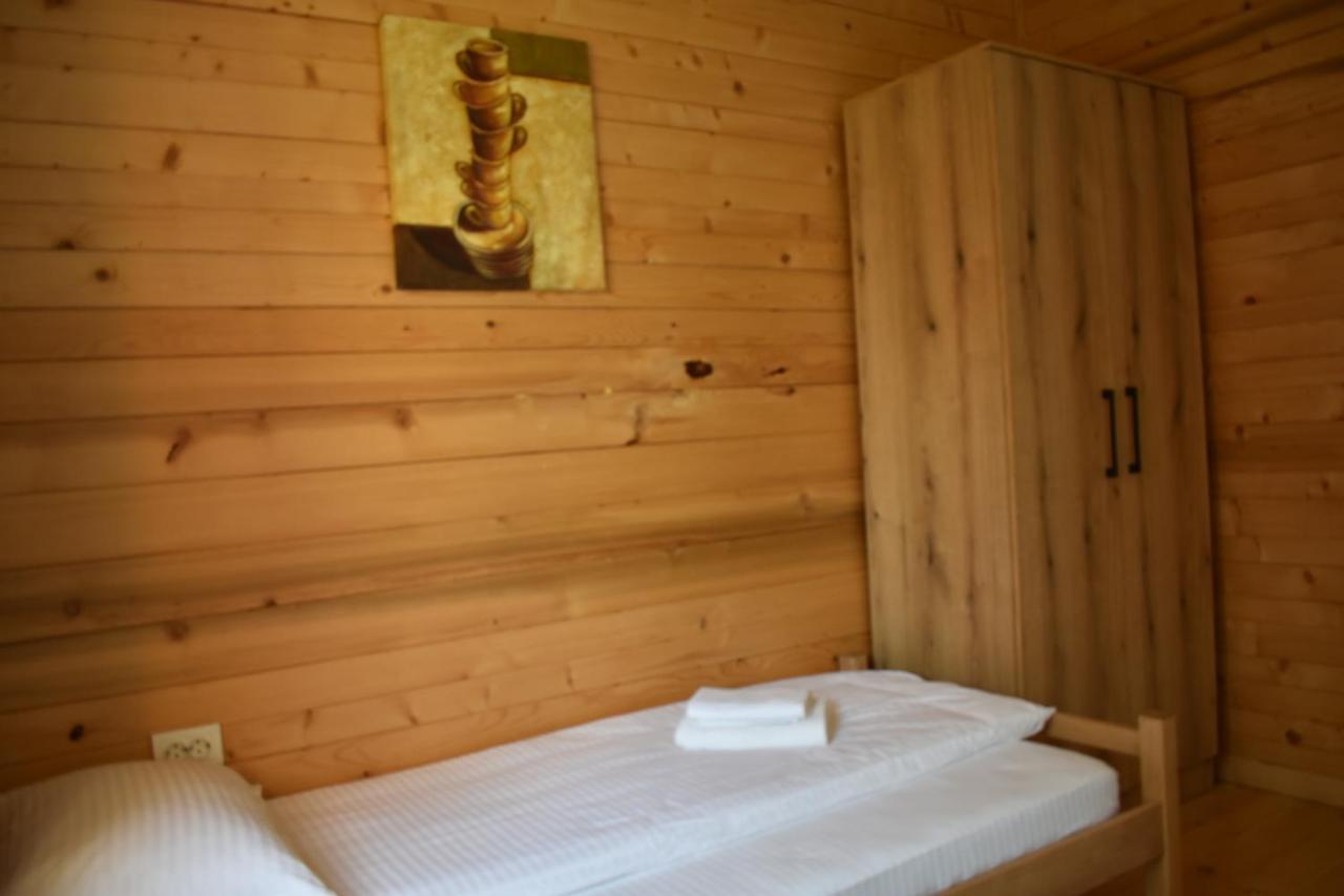 Srna Chalet - Rooms Žabljak Exteriör bild