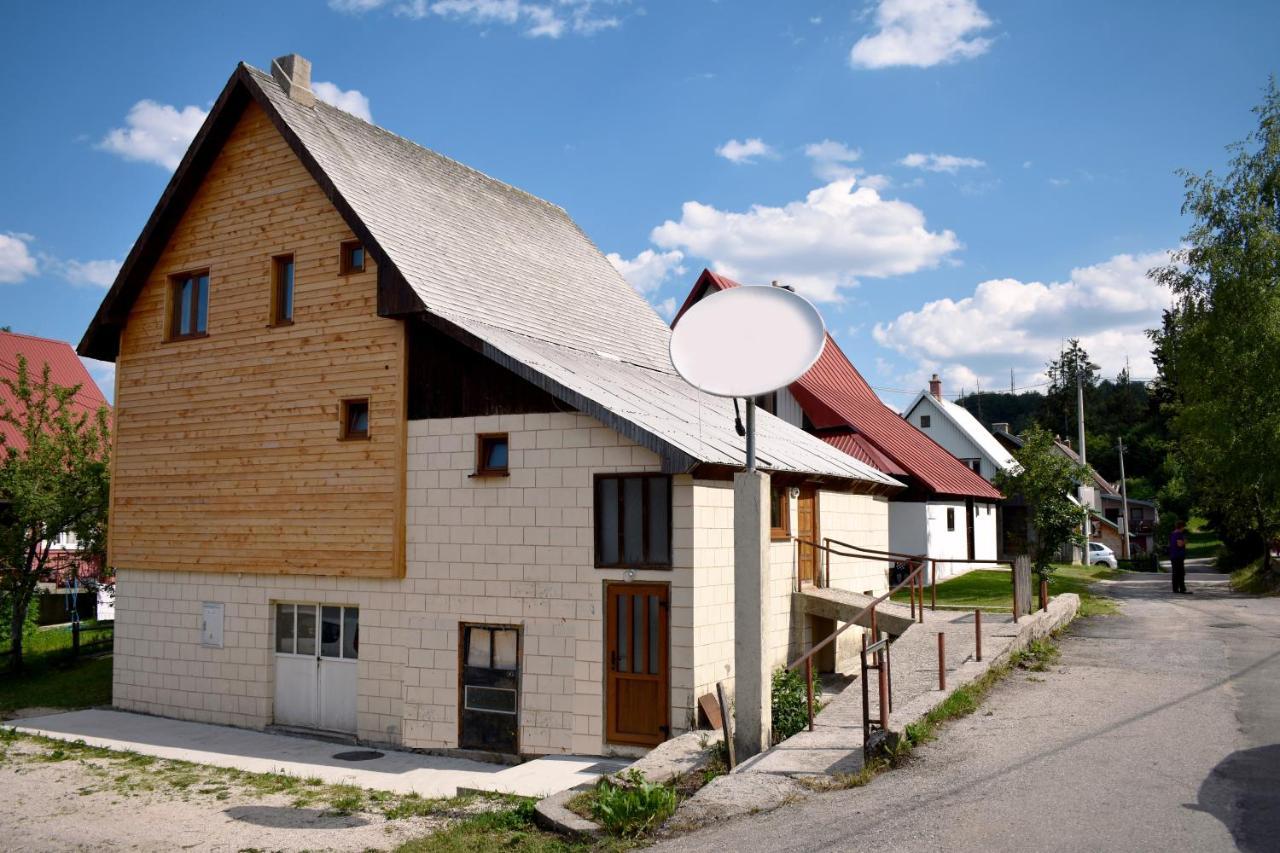 Srna Chalet - Rooms Žabljak Exteriör bild